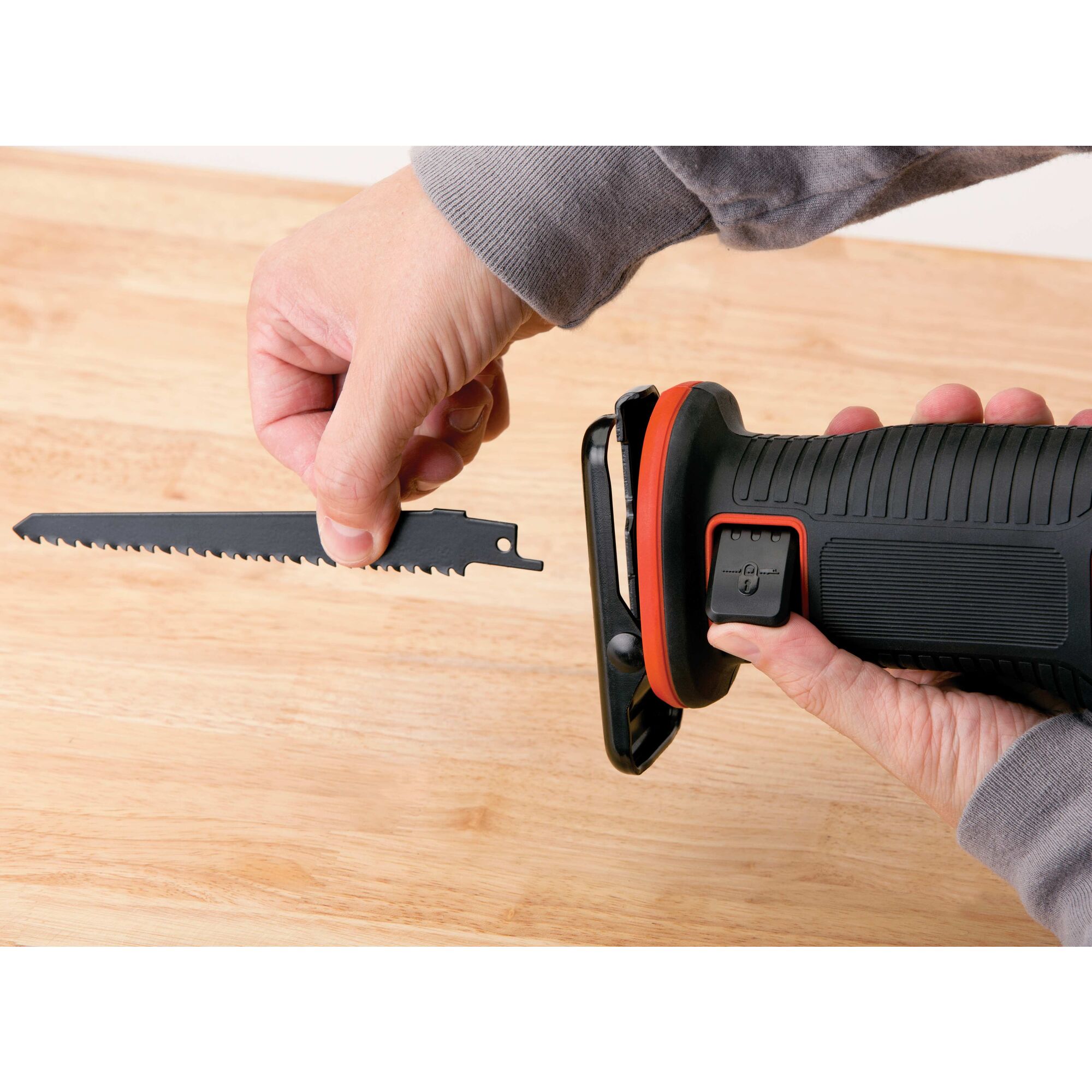 Black & decker 20 volt sawzall new arrivals