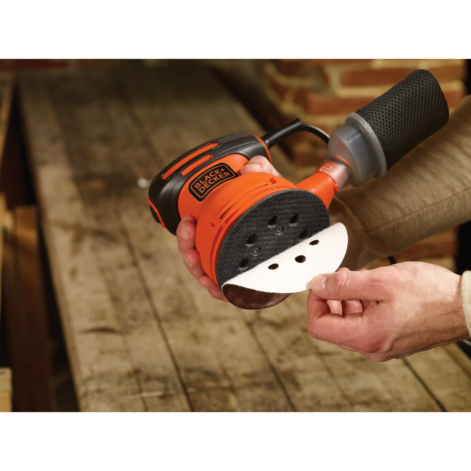 125mm Random Orbit Sander | BLACK+DECKER