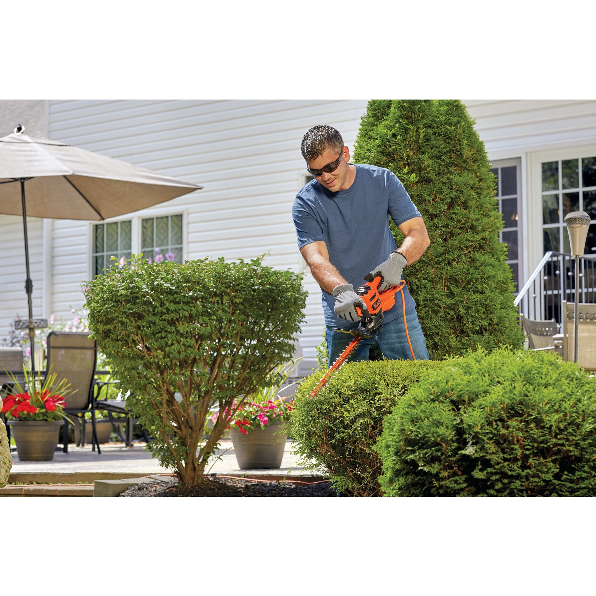 Black and decker 17 2024 inch hedge trimmer