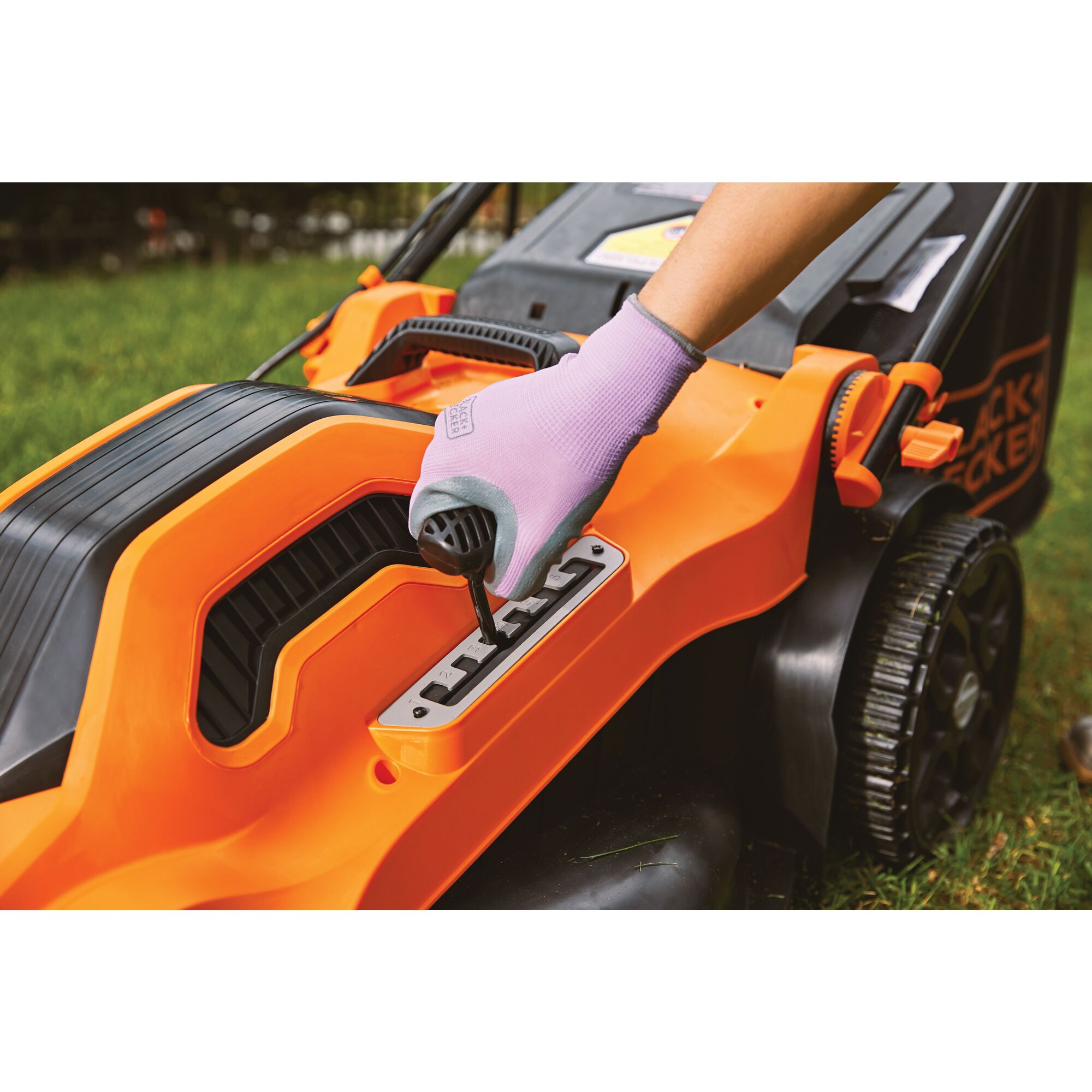 Black and decker 13 amp online mower