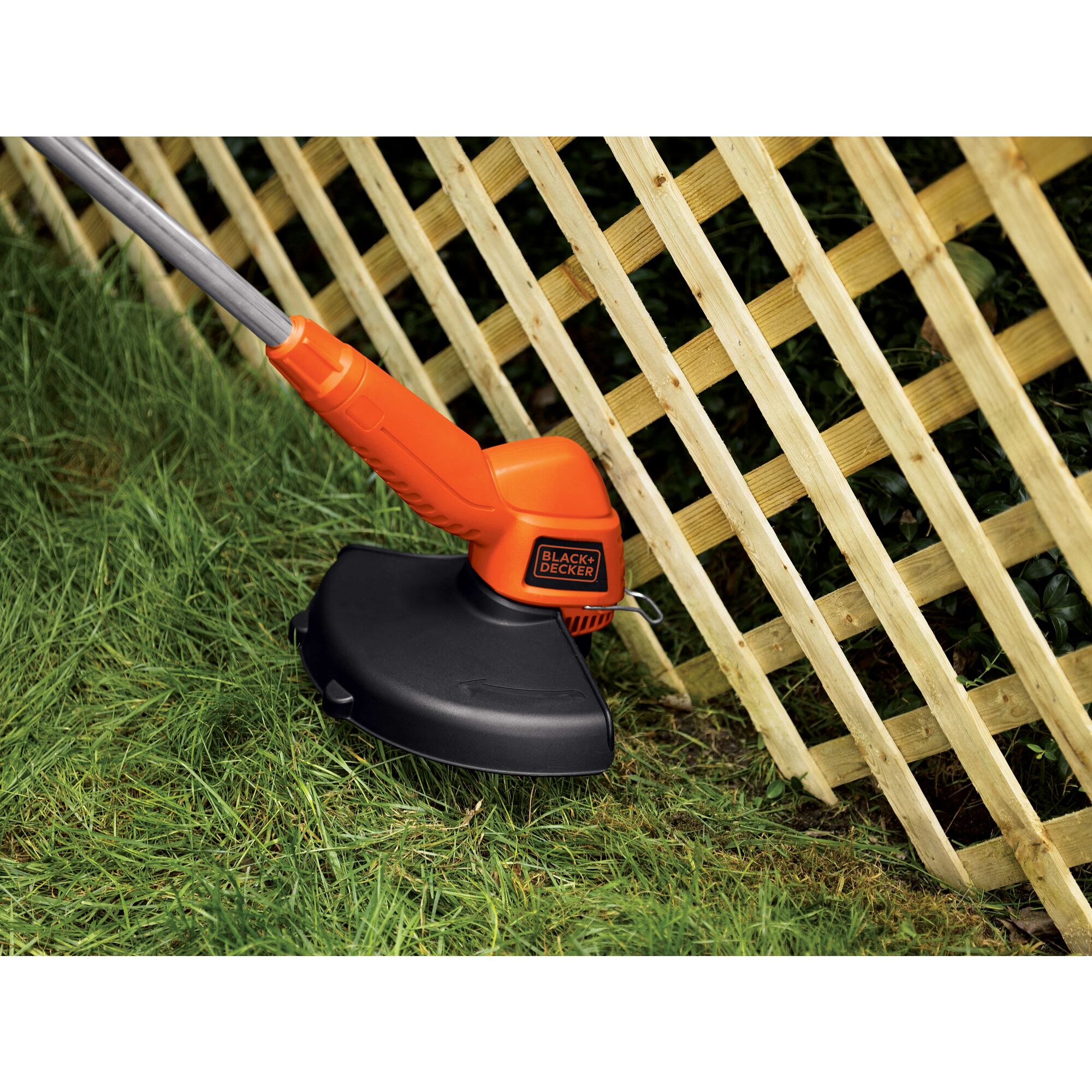 4.4 Amp 13 inch 2 in 1 Trimmer Edger BLACK DECKER